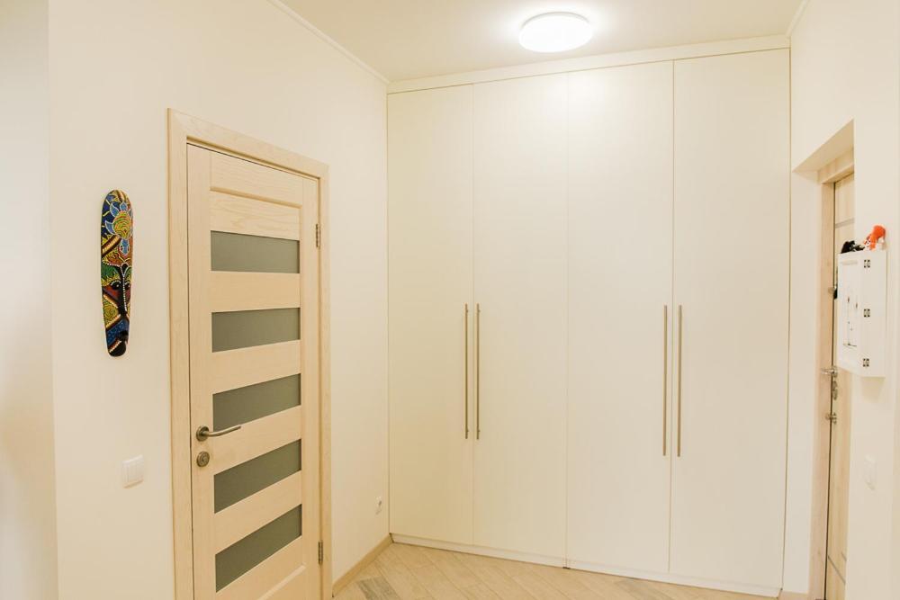 Skandi Apartment Near The Park Irpin Buitenkant foto